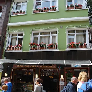 Med Cezir Estambul